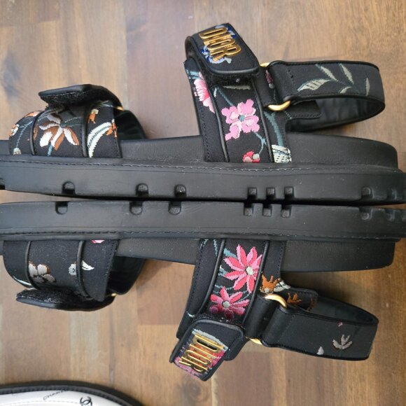 Dior Sandals Size 40 - Picture 5 of 10